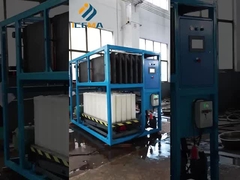 ICEMA-Block-Eismaschine im Eis