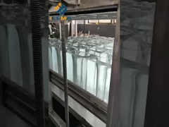 ICEMA-Transparenteismaschine im Eis