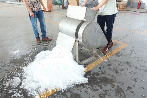 230W 100kg/Min Kommerzielle Eisbrecher-Maschine im Freien