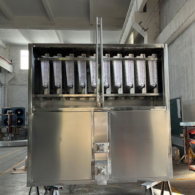 Guter Preis 2T/24H Ice Cube Industrial Machine Farms / Produktionsstätte / Fabrik Online