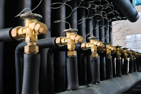 Luft/Wasserkühlung 20 Tonnen Block-Eismaschine kundenspezifisches Industrie-Eis 85,5 kW